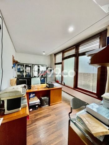 For Sale! Luxury House LT 199m2 Desain Modern di Cipete For Sale! Luxury House LT 199m2 Desain Modern di Cipete