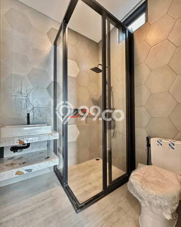 Ready to Use! Luxury House LT 155m2 Desain Modern di Ampera Ready to Use! Luxury House LT 155m2 Desain Modern di Ampera