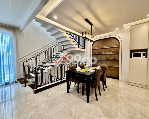 Rumah Elit Modern Tanpa Renovasi di Lebak Bulus Jakarta Selatan Rumah Elit Modern Tanpa Renovasi di Lebak Bulus Jakarta Selatan