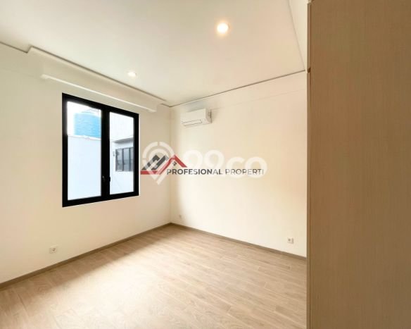 Rumah Eksklusif Dijual LT 173m2 di Kebayoran Baru, Jakarta Selatan Rumah Eksklusif Dijual LT 173m2 di Kebayoran Baru, Jakarta Selatan