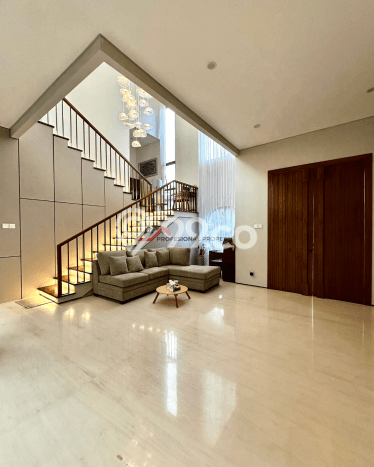 Dijual Rumah Mewah Exclusive di Cilandak, Jakarta Selatan Dijual Rumah Mewah Exclusive di Cilandak, Jakarta Selatan