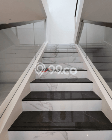 Dijual Rumah Elit Exclusive di Cilandak, Jakarta Selatan Dijual Rumah Elit Exclusive di Cilandak, Jakarta Selatan