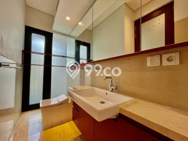 Hunian Mewah Dijual LT 407m2 di Cilandak, Jakarta Selatan Hunian Mewah Dijual LT 407m2 di Cilandak, Jakarta Selatan