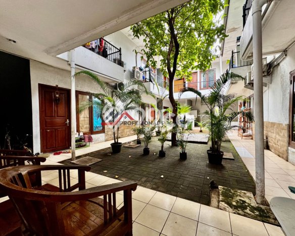 Komersial Bagus LT 425m2 LB 400m2 Dijual di Kebayoran Baru Jakarta Selatan Komersial Bagus LT 425m2 LB 400m2 Dijual di Kebayoran Baru Jakarta Selatan