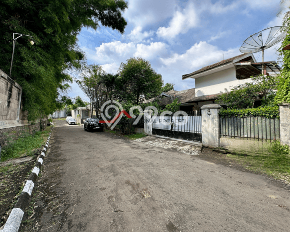 Rumah Elit LB 330m2 Siap Huni Desain Elegan di Ampera, Jakarta Selatan Rumah Elit LB 330m2 Siap Huni Desain Elegan di Ampera, Jakarta Selatan