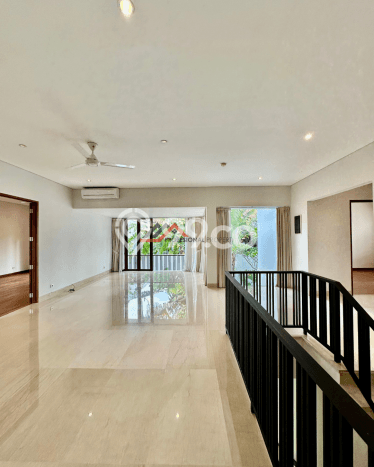 For Sale! Premium House LT 450m2 Desain Modern di Cipete For Sale! Premium House LT 450m2 Desain Modern di Cipete