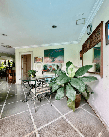 Dijual Rumah Luas Megah Dengan View Eksklusif di Kemang, Jakarta Selatan Dijual Rumah Luas Megah Dengan View Eksklusif di Kemang, Jakarta Selatan