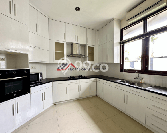 Kantor Bagus Dijual LB 200m2 Lokasi Strategis Jakarta Selatan Area Cocok untuk Berbisnis Kantor Bagus Dijual LB 200m2 Lokasi Strategis Jakarta Selatan Area Cocok untuk Berbisnis