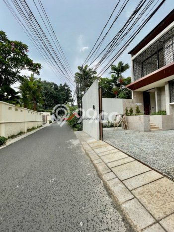 Hunian Elit LB 455m2 Siap Huni Desain Elegan di Kemang, Jakarta Selatan Hunian Elit LB 455m2 Siap Huni Desain Elegan di Kemang, Jakarta Selatan