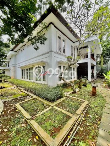 Siap Huni Hunian Elit 5 Kamar di Cilandak Dekat ke Mana Pun Siap Huni Hunian Elit 5 Kamar di Cilandak Dekat ke Mana Pun