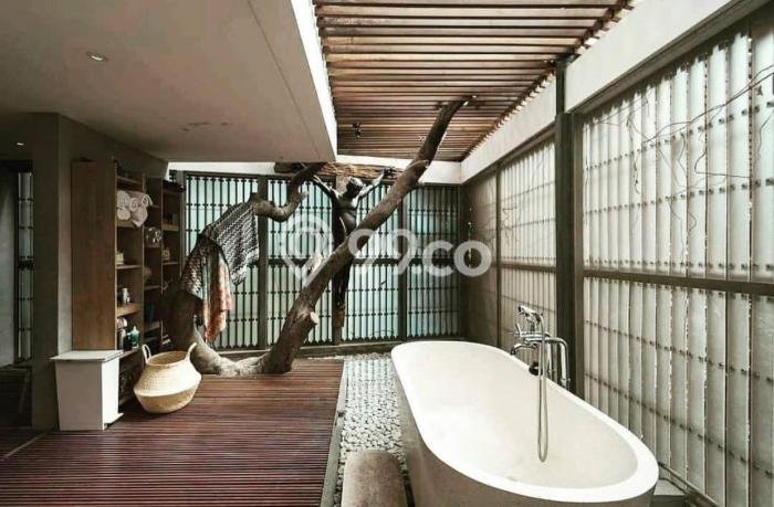 Ready to Use! Premium House LT 450m2 Desain Modern di Jati Padang Ready to Use! Premium House LT 450m2 Desain Modern di Jati Padang