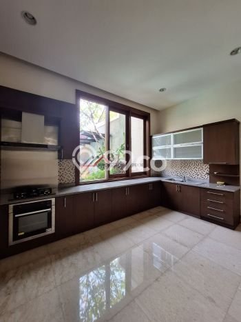 Hunian Minimalis Disewakan di Cipete Jakarta Selatan 4 KT & 5 KM Hunian Minimalis Disewakan di Cipete Jakarta Selatan 4 KT & 5 KM