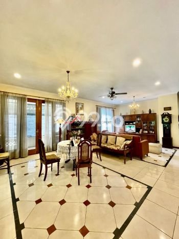 Hunian Mewah Dijual LT 788m2 di Cilandak, Jakarta Selatan Hunian Mewah Dijual LT 788m2 di Cilandak, Jakarta Selatan