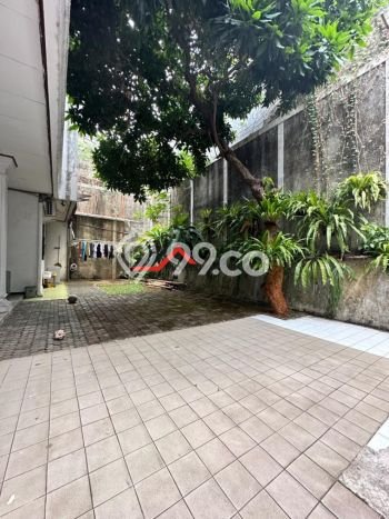 Hunian Mewah LB 500m2 Siap Pakai Desain Elegan di Cipete, Jakarta Selatan Hunian Mewah LB 500m2 Siap Pakai Desain Elegan di Cipete, Jakarta Selatan