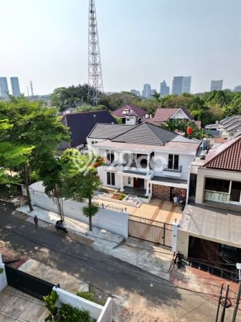 Dijual Hunian Mewah dengan Fasilitas Sekitar Lengkap di Cilandak, Jakarta Selatan Dijual Hunian Mewah dengan Fasilitas Sekitar Lengkap di Cilandak, Jakarta Selatan