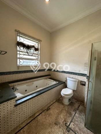 Dijual Rumah Luas Elegan Dengan View Cantik di Ampera, Jakarta Selatan Dijual Rumah Luas Elegan Dengan View Cantik di Ampera, Jakarta Selatan