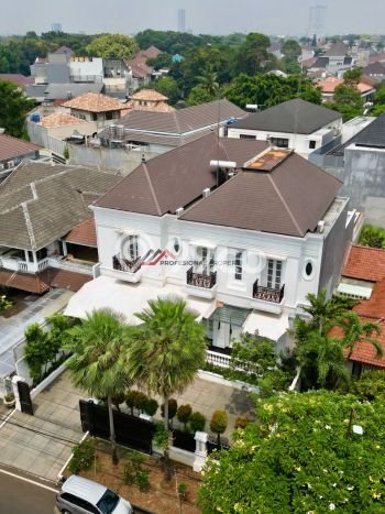 Hunian Super Elit dengan Akses Paling Strategis di Pondok Indah, Jakarta Selatan Hunian Super Elit dengan Akses Paling Strategis di Pondok Indah, Jakarta Selatan