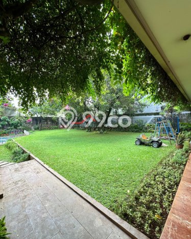 Rumah Mewah LB 1000m2 Siap Pakai Desain Elegan di Kemang, Jakarta Selatan Rumah Mewah LB 1000m2 Siap Pakai Desain Elegan di Kemang, Jakarta Selatan