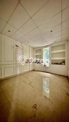Unit Kantor Dijual di Mampang Prapatan Jakarta Selatan 700m2 Unit Kantor Dijual di Mampang Prapatan Jakarta Selatan 700m2