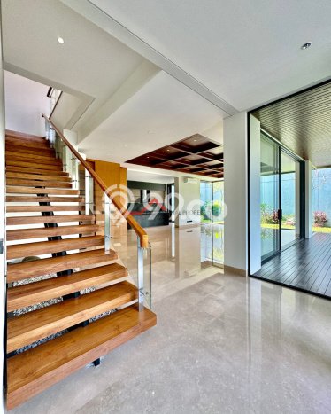 Hunian Elit LB 510m2 Siap Pakai Desain Elegan di Kemang, Jakarta Selatan Hunian Elit LB 510m2 Siap Pakai Desain Elegan di Kemang, Jakarta Selatan