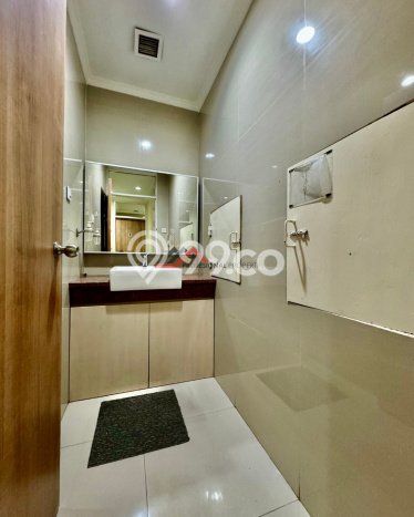 Kantor Komersial Disewakan di Menteng Jakarta Pusat Luas 2650m2 Kantor Komersial Disewakan di Menteng Jakarta Pusat Luas 2650m2