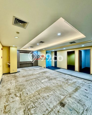 Kantor Komersial Disewakan di Menteng Jakarta Pusat Luas 2650m2 Kantor Komersial Disewakan di Menteng Jakarta Pusat Luas 2650m2