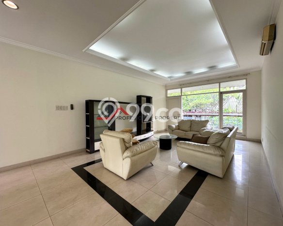 Rumah Elit LB 450m2 Siap Huni Desain Elegan di Kemang, Jakarta Selatan Rumah Elit LB 450m2 Siap Huni Desain Elegan di Kemang, Jakarta Selatan