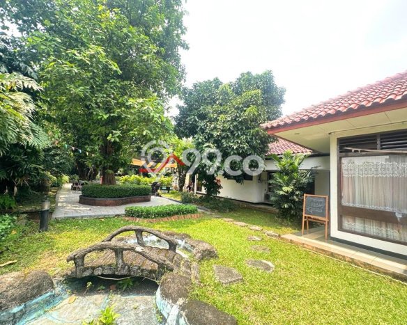 Jual Rumah Luas Megah Dengan View Eksklusif di Kemang, Jakarta Selatan Jual Rumah Luas Megah Dengan View Eksklusif di Kemang, Jakarta Selatan