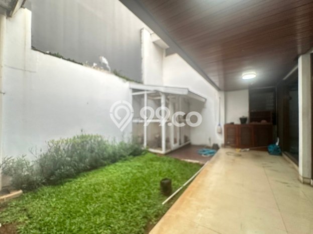 Dijual Rumah Premium dengan Fasilitas Sekitar Komplit di Kebayoran Lama, Jakarta Selatan Dijual Rumah Premium dengan Fasilitas Sekitar Komplit di Kebayoran Lama, Jakarta Selatan