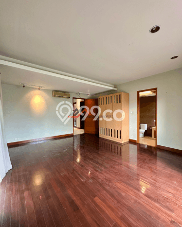 Rumah Mewah LB 477m2 Siap Pakai Desain Elegan di Kemang, Jakarta Selatan Rumah Mewah LB 477m2 Siap Pakai Desain Elegan di Kemang, Jakarta Selatan