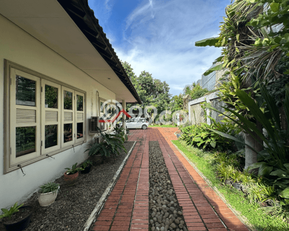 Hunian Elit LB 353m2 Siap Huni Desain Elegan di Kemang, Jakarta Selatan Hunian Elit LB 353m2 Siap Huni Desain Elegan di Kemang, Jakarta Selatan