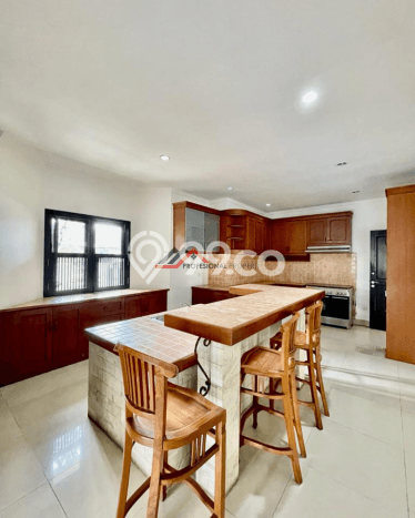 Rumah Luxury Modern Siap Huni di Kemang Jakarta Selatan Rumah Luxury Modern Siap Huni di Kemang Jakarta Selatan