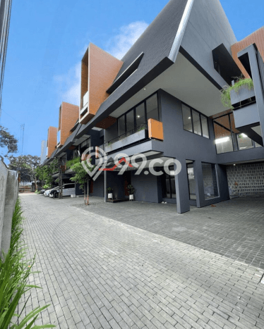 Hunian Elit LB 425m2 Siap Pakai Desain Elegan di Kemang, Jakarta Selatan Hunian Elit LB 425m2 Siap Pakai Desain Elegan di Kemang, Jakarta Selatan