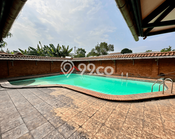 For Sale! Luxury House LT 900m2 Desain Modern di Pangkalan Jati For Sale! Luxury House LT 900m2 Desain Modern di Pangkalan Jati