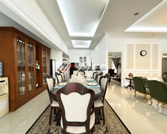 Rumah Elit Modern Siap Huni di Lebak Bulus Jakarta Selatan Rumah Elit Modern Siap Huni di Lebak Bulus Jakarta Selatan