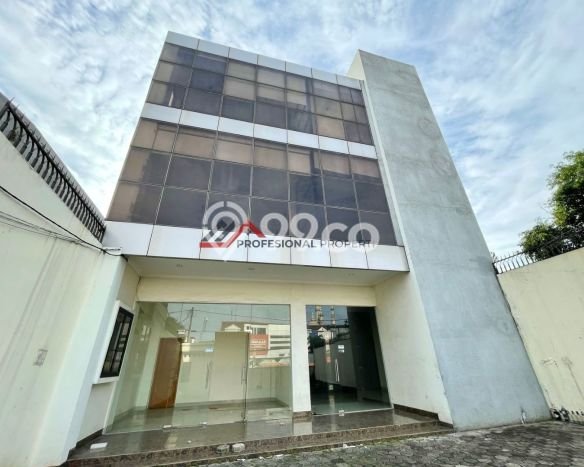 Kantor Dijual di Prime Area Jakarta Selatan Luas 600m2 Kantor Dijual di Prime Area Jakarta Selatan Luas 600m2