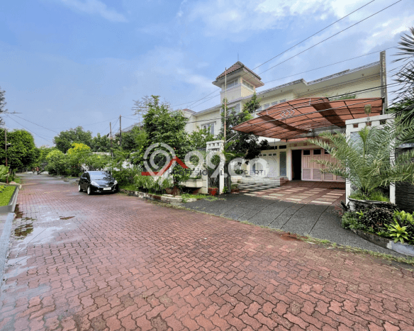 Ready to Use! Luxury House LT 500m2 Desain Elegan di Lebak Bulus Ready to Use! Luxury House LT 500m2 Desain Elegan di Lebak Bulus