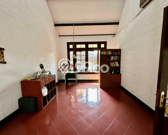 For Sale! Luxury House LT 900m2 Desain Modern di Pangkalan Jati For Sale! Luxury House LT 900m2 Desain Modern di Pangkalan Jati