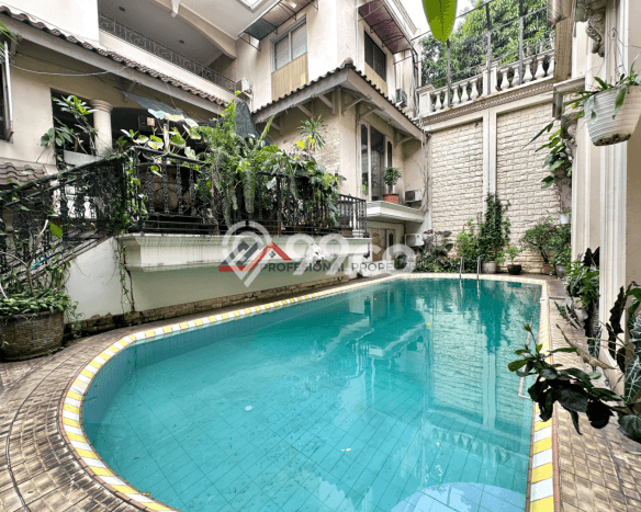 For Sale! Luxury House LT 600m2 Desain Modern di Lebak Bulus For Sale! Luxury House LT 600m2 Desain Modern di Lebak Bulus