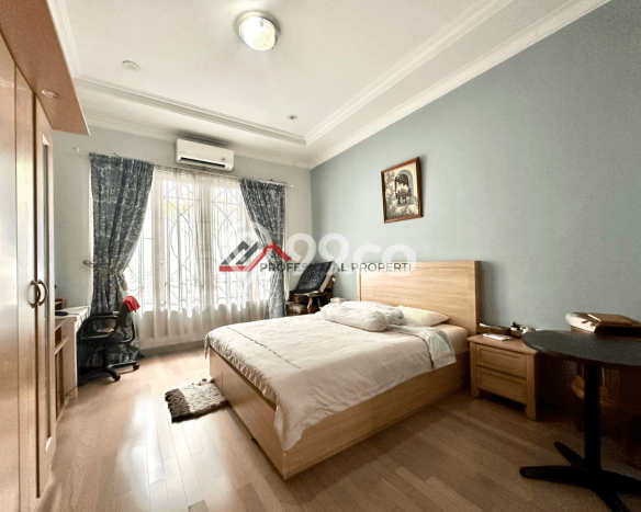 Dijual Rumah Mewah Megah Dengan View Eksklusif di Lebak Bulus, Jakarta Selatan Dijual Rumah Mewah Megah Dengan View Eksklusif di Lebak Bulus, Jakarta Selatan