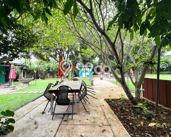 Jual Rumah Mewah Megah Dengan View Eksklusif di Kemang, Jakarta Selatan Jual Rumah Mewah Megah Dengan View Eksklusif di Kemang, Jakarta Selatan