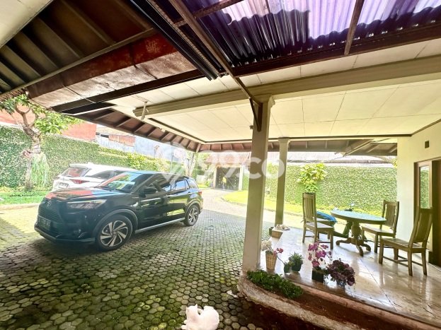 Rumah Elit Modern Tanpa Renovasi di Pondok Cabe Tangerang Rumah Elit Modern Tanpa Renovasi di Pondok Cabe Tangerang