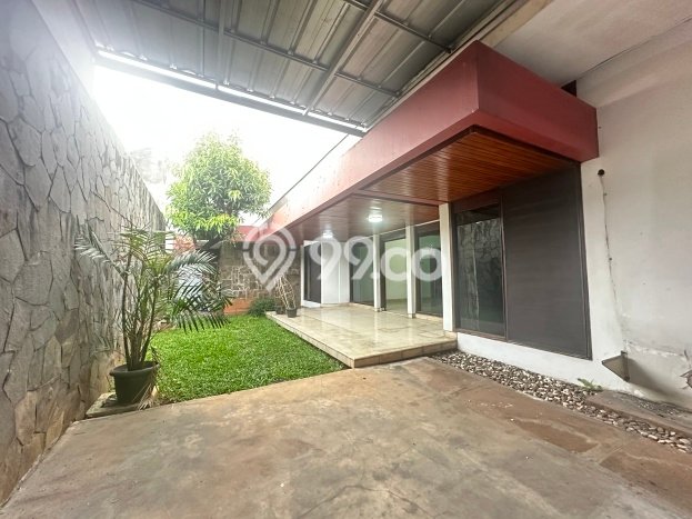 Dijual Rumah Premium dengan Fasilitas Sekitar Komplit di Kebayoran Lama, Jakarta Selatan Dijual Rumah Premium dengan Fasilitas Sekitar Komplit di Kebayoran Lama, Jakarta Selatan