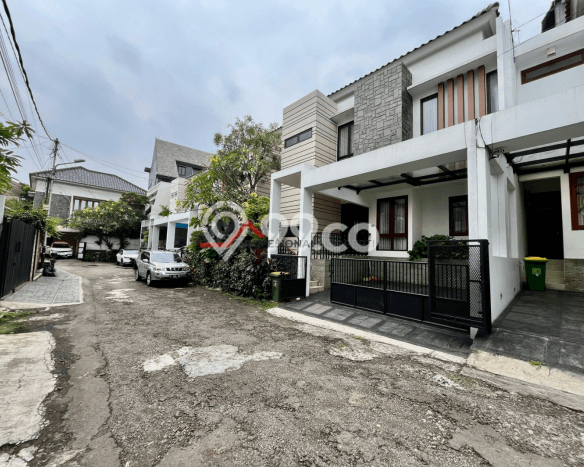 Dijual Rumah Premium dengan Fasilitas Sekitar Komplit di Kebayoran Baru, Jakarta Selatan Dijual Rumah Premium dengan Fasilitas Sekitar Komplit di Kebayoran Baru, Jakarta Selatan