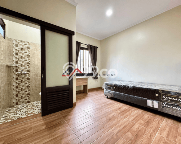 Aset Investasi! Kost Dijual di Cilandak, Jakarta Selatan, 25 KT, 25 KM, Luas 660m2 Aset Investasi! Kost Dijual di Cilandak, Jakarta Selatan, 25 KT, 25 KM, Luas 660m2