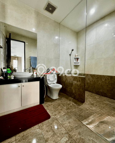 Rumah di Cilandak, Jakarta Selatan, Luas 263m² LB 350m² - JUAL CEPAT! Rumah di Cilandak, Jakarta Selatan, Luas 263m² LB 350m² - JUAL CEPAT!