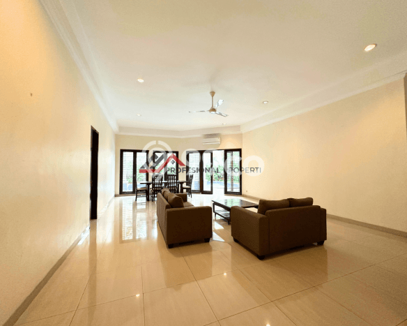 For Sale! Luxury House LT 739m2 Desain Modern di Kemang For Sale! Luxury House LT 739m2 Desain Modern di Kemang