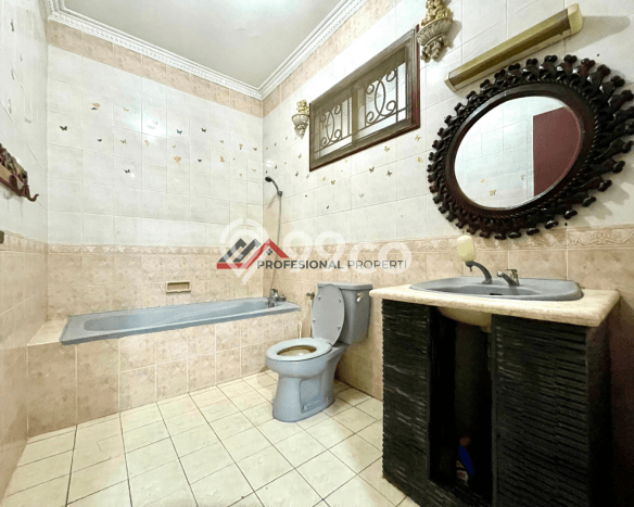 For Sale! Premium House LT 500m2 Desain Modern di Pejaten For Sale! Premium House LT 500m2 Desain Modern di Pejaten