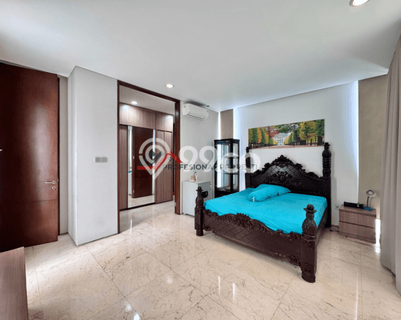 BEST INVESTMENT! Rumah area Kemang, Luas 375m² Bangunan 500m² BEST INVESTMENT! Rumah area Kemang, Luas 375m² Bangunan 500m²