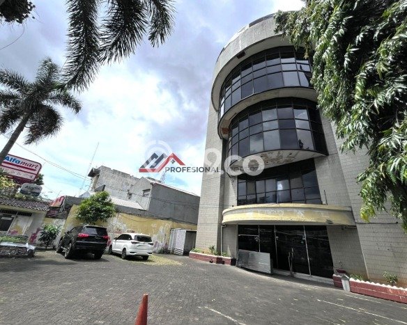 Kantor Usaha Dijual di Matraman Jakarta Timur LT 994m2 & LB 1900m2 Kantor Usaha Dijual di Matraman Jakarta Timur LT 994m2 & LB 1900m2